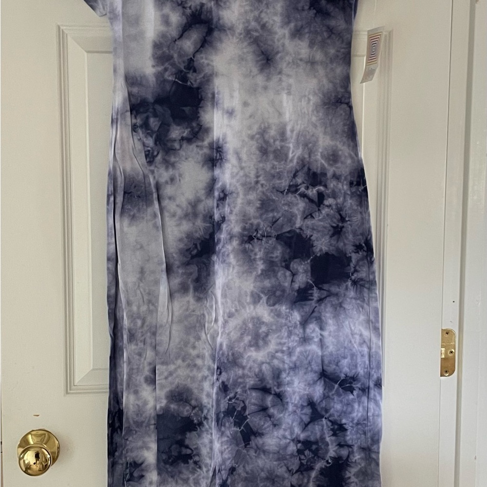 LuLaRoe Black and Gray Tie-Dye Dress
